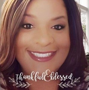 Meet your Posher, Carla